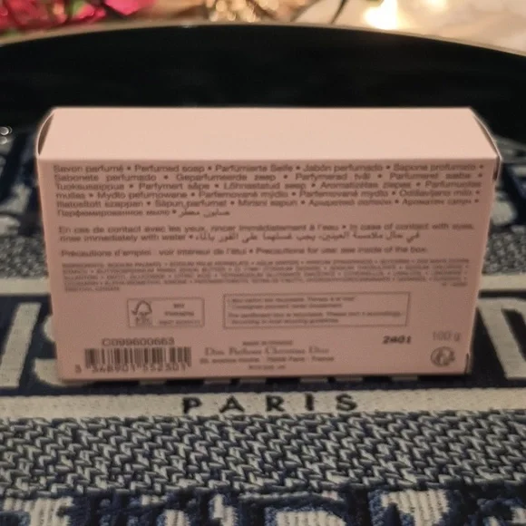 DIOR OUD ISPAHAN Perfumed Soap - Picture 3 of 6